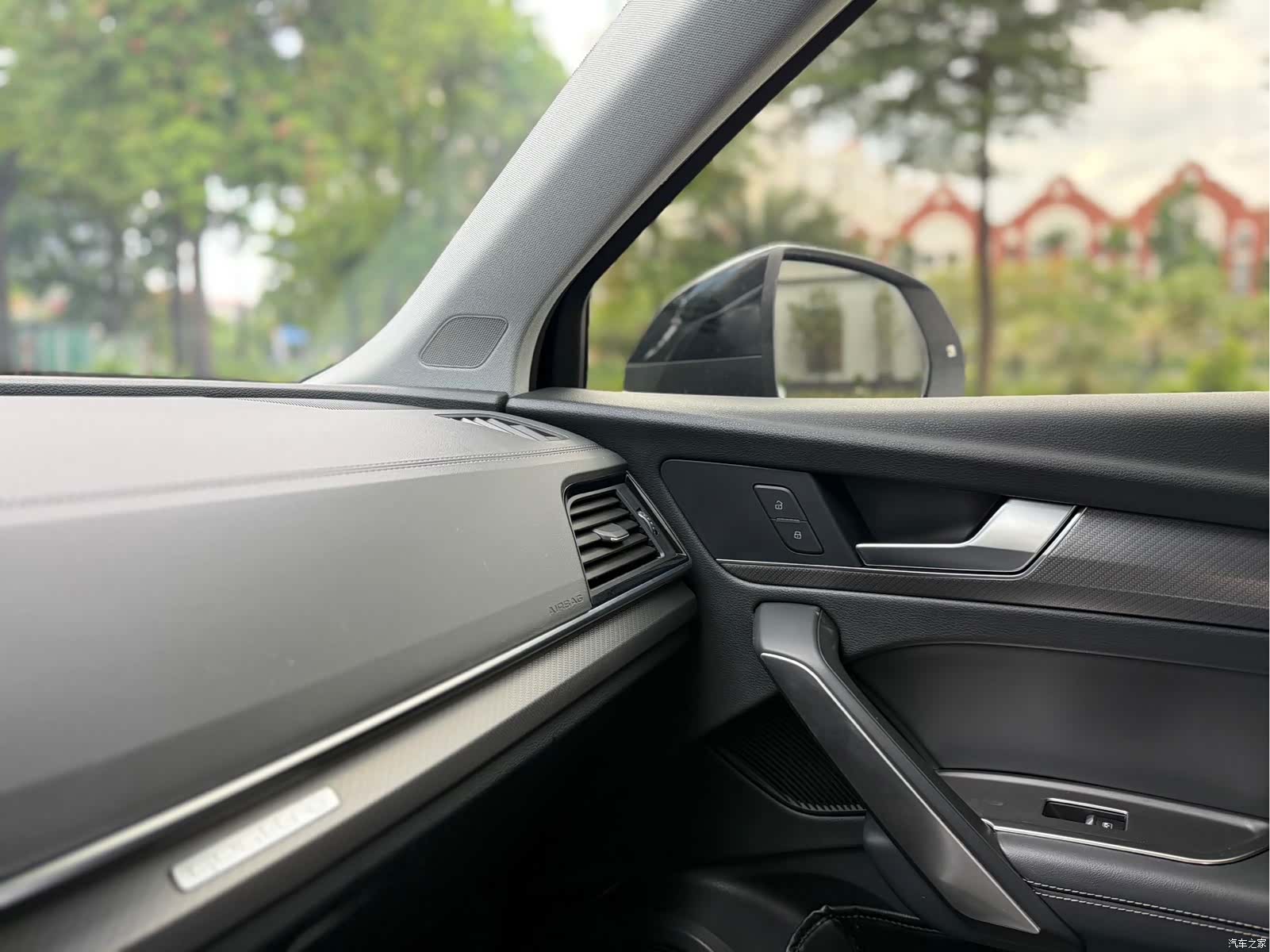 Audi Q5L, 2022 14