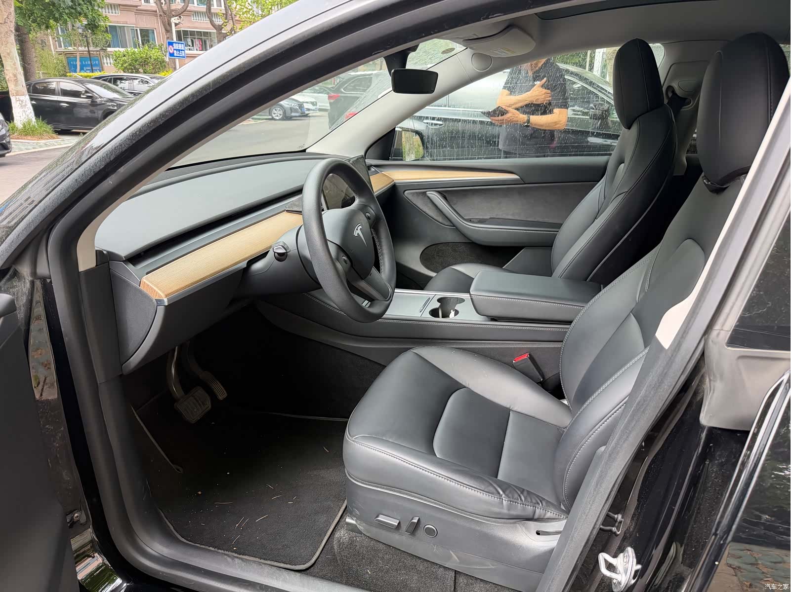 Tesla Model Y, 2022 7