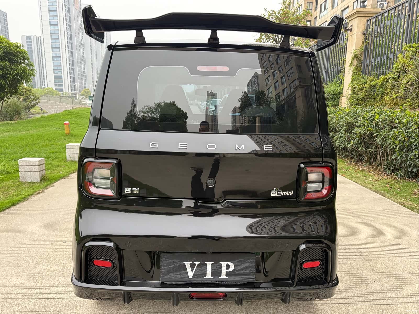 Geely Panda, 2025 10