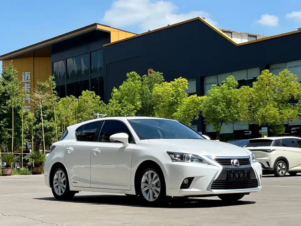 Lexus CT