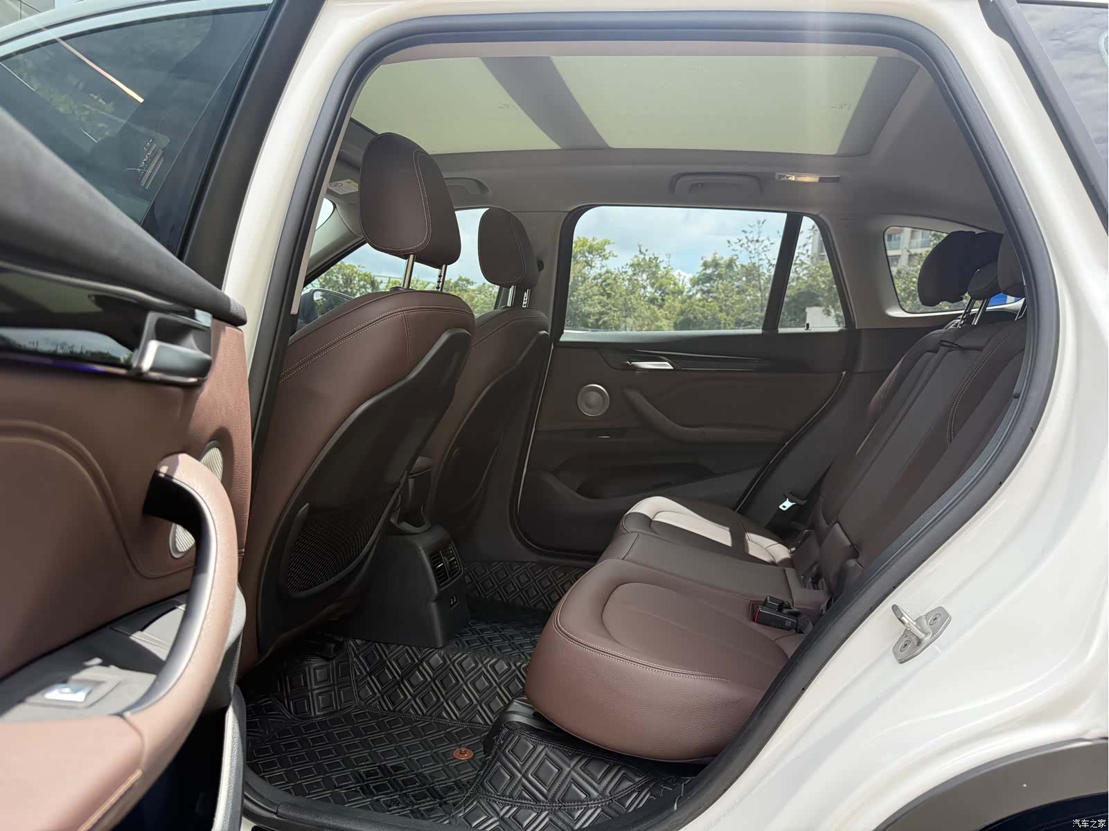 BMW X1, 2023 6