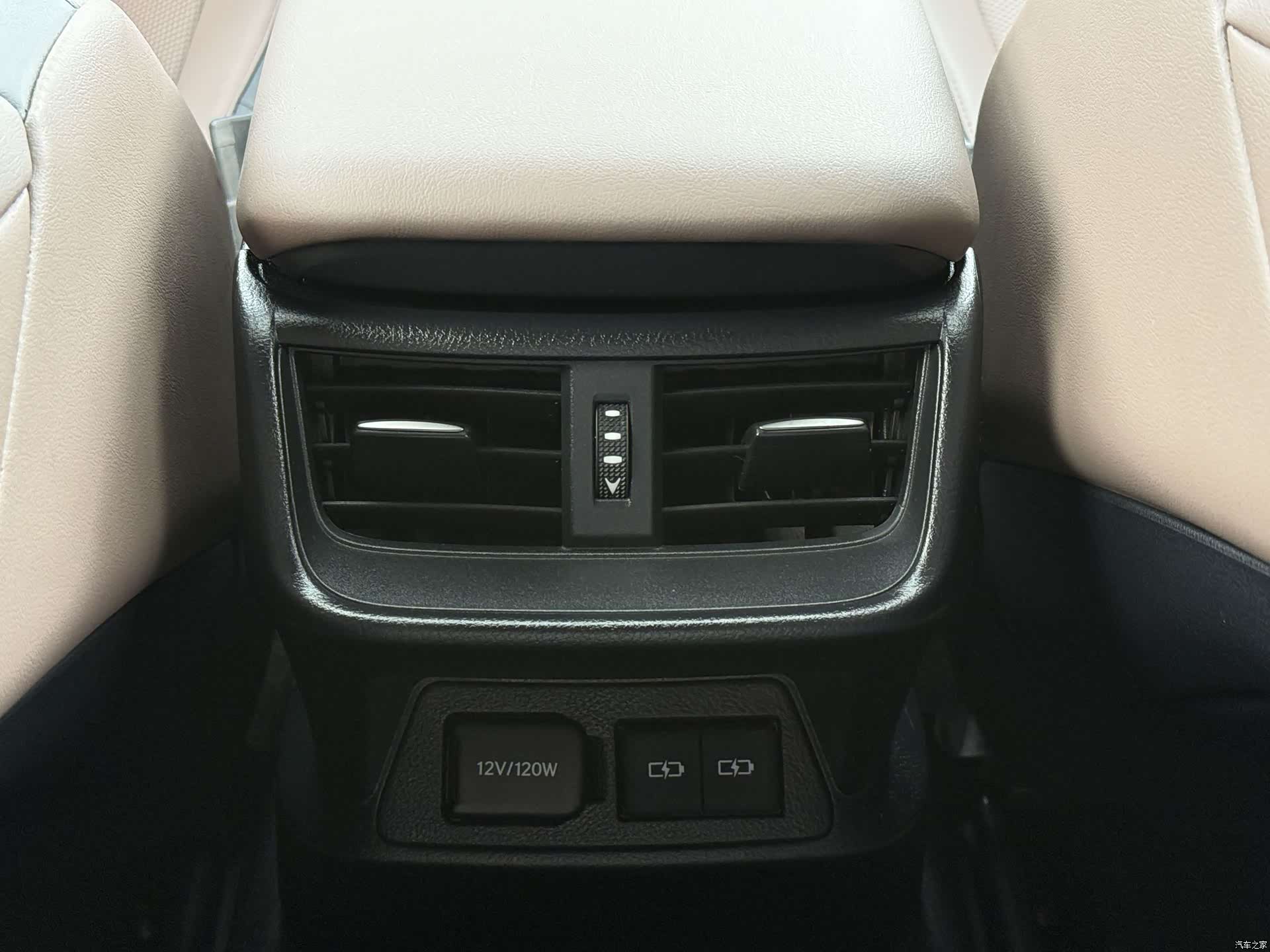 Lexus ES, 2025 16