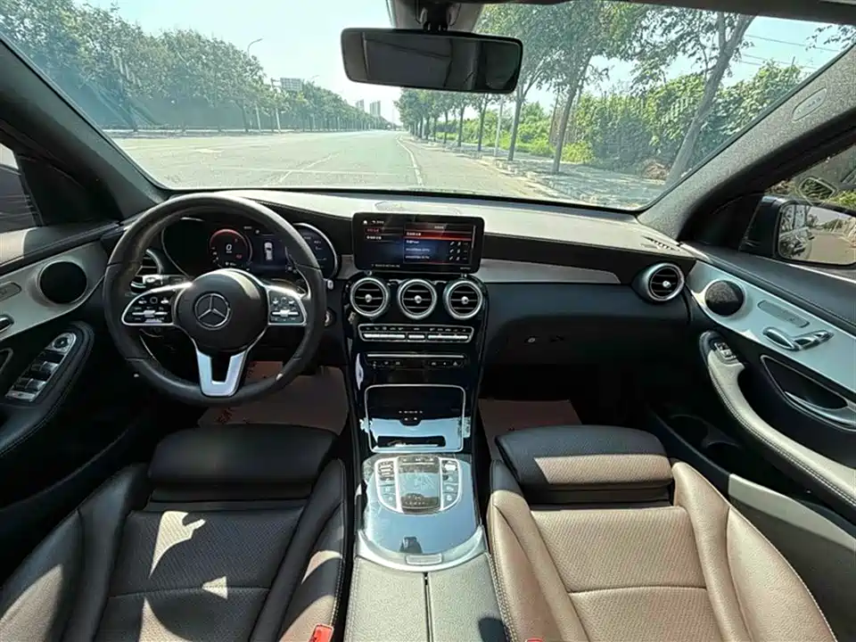 Mercedes-Benz GLC Mercedes-Benz GLC
