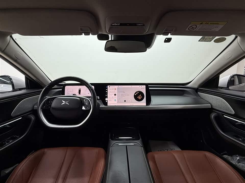 XPENG P7