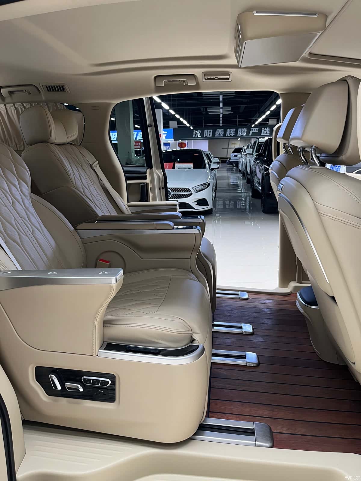 Buick GL8, 2022 20