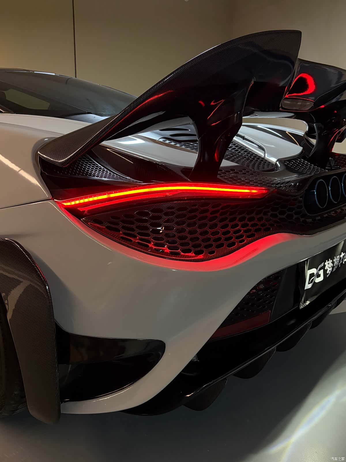 McLaren 720S, 2018 9