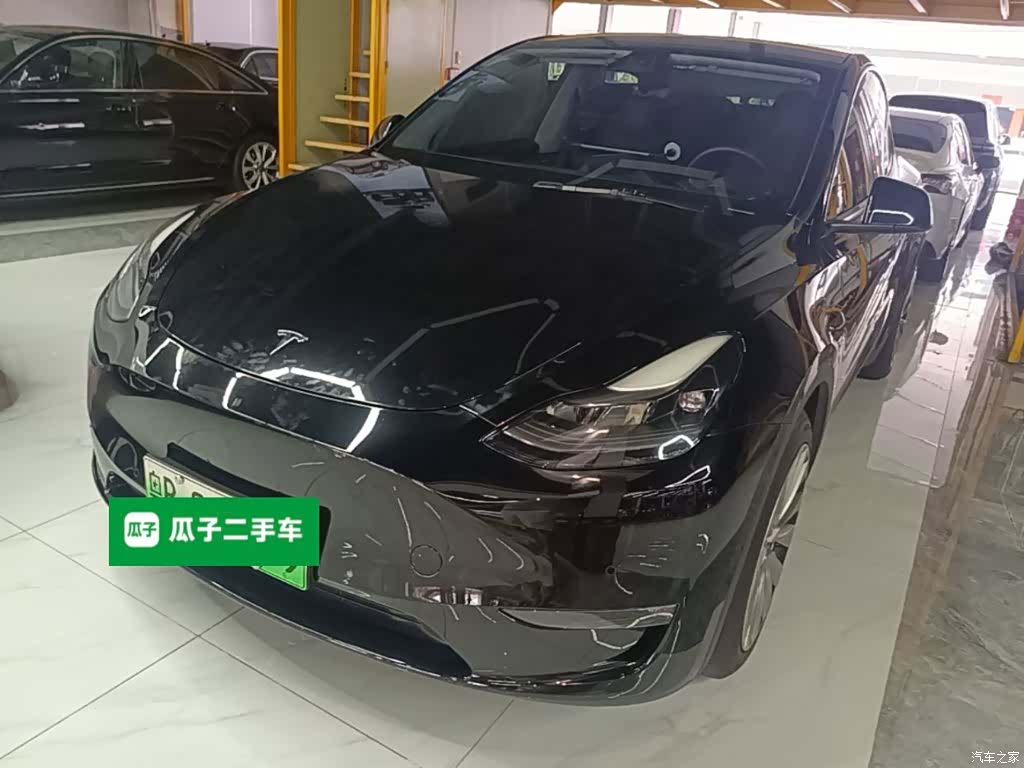 Tesla Model Y, 2021 2