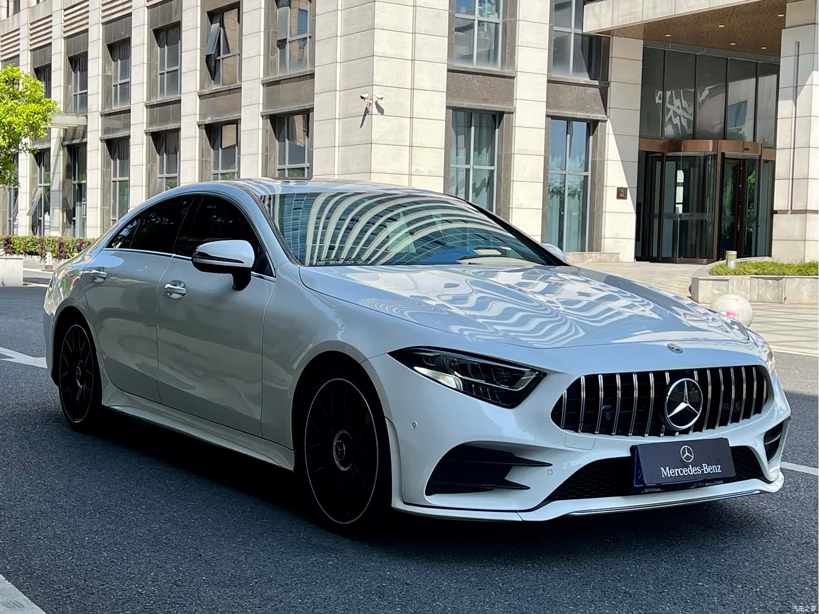 Mercedes-Benz CLS, 2021 3