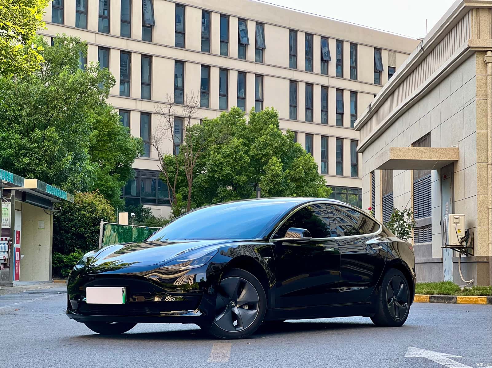 Tesla Model 3, 2021 1