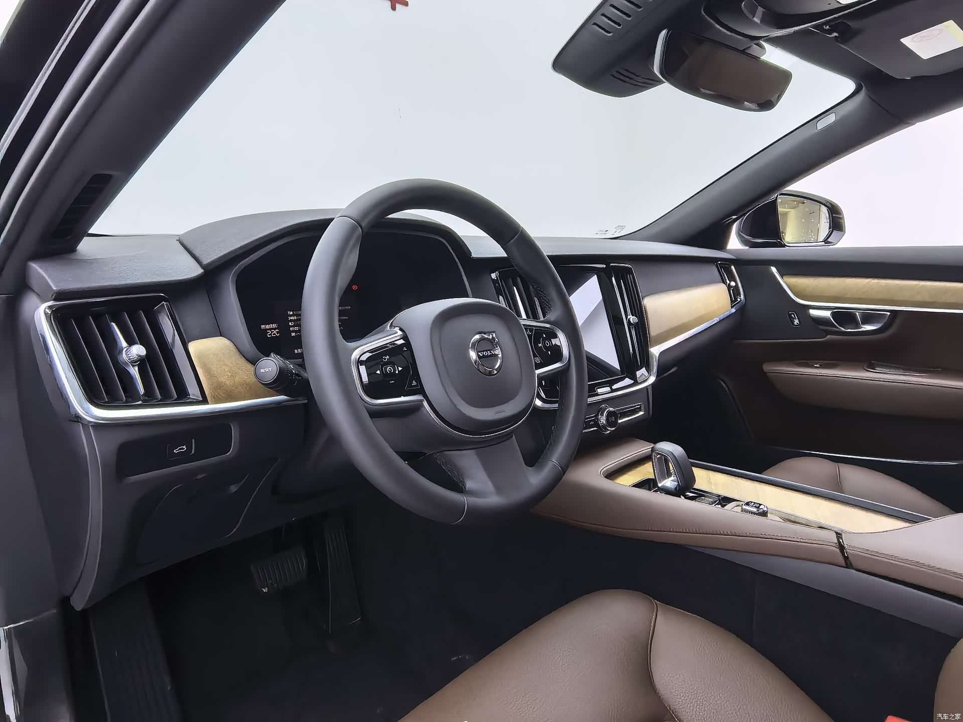 Volvo S90, 2024 9