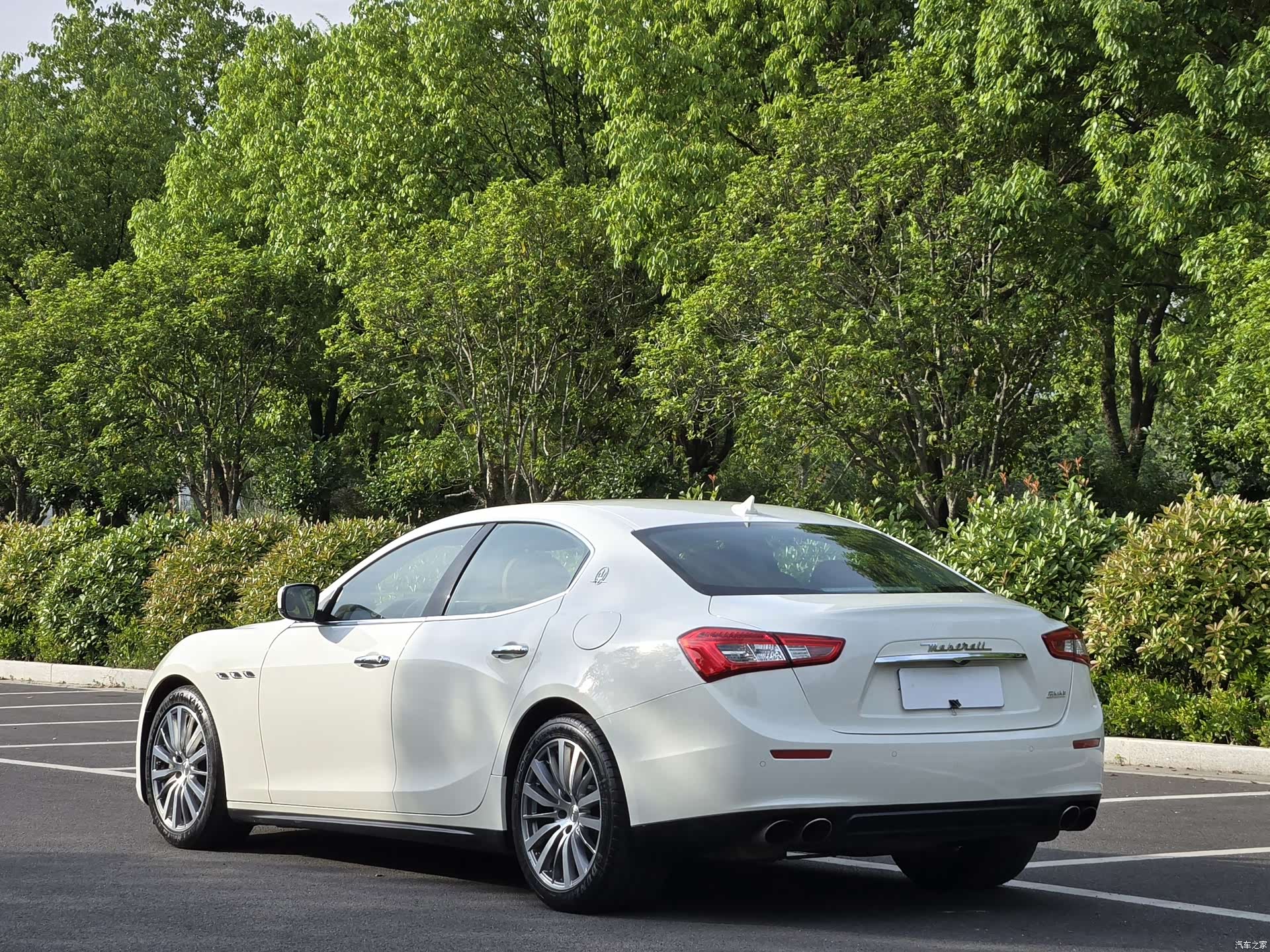 Maserati Ghibli, 2015 4
