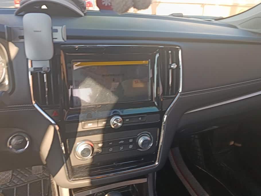 Roewe i6 Roewe i6