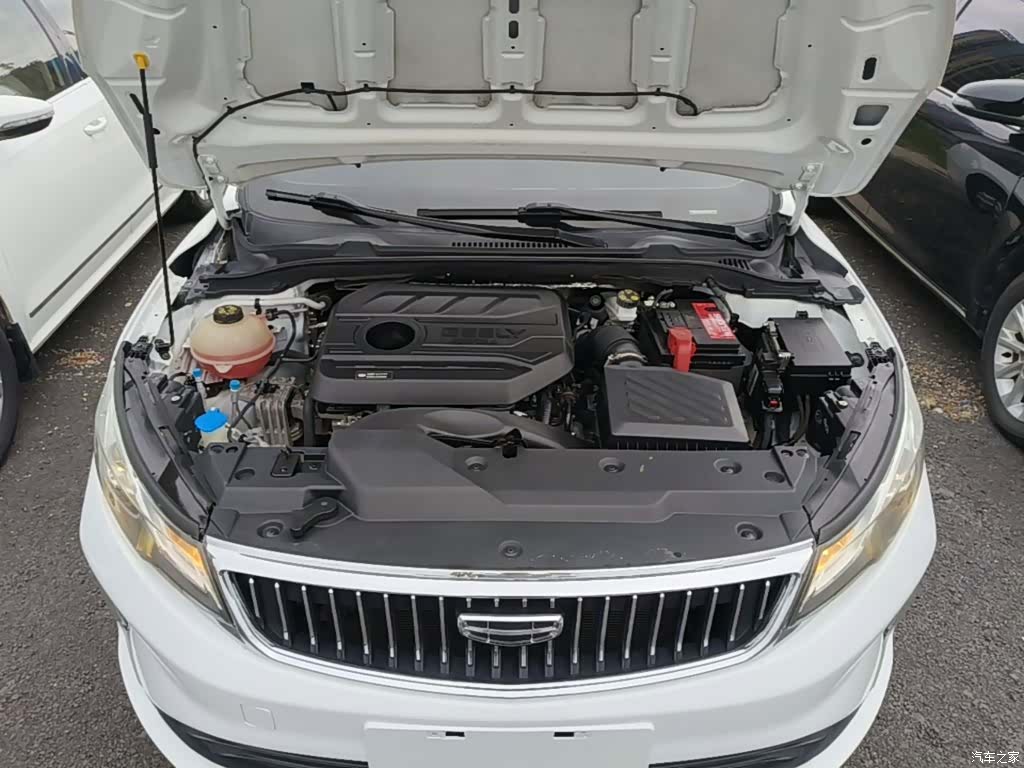 Geely Emgrand, 2021 20
