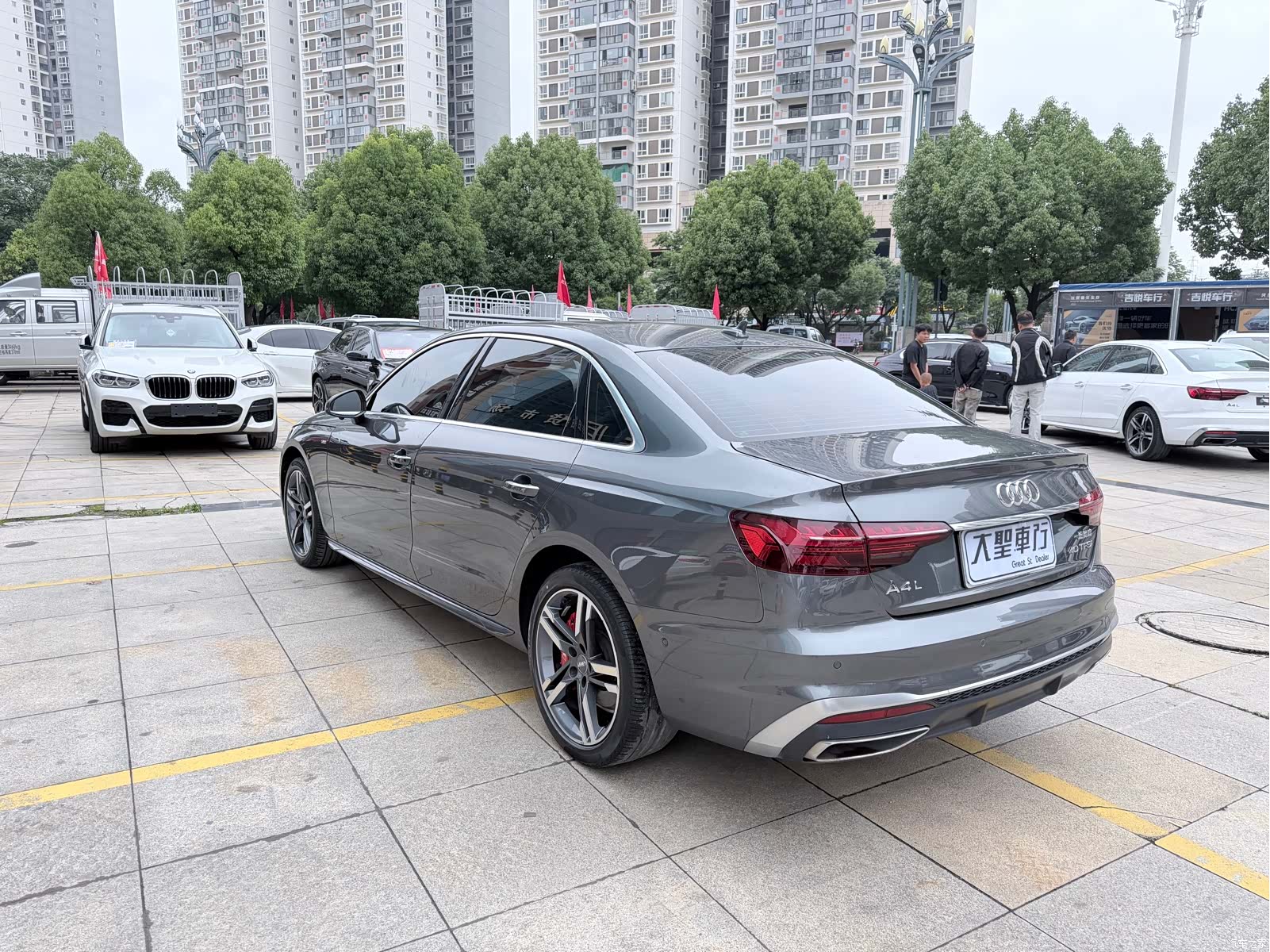 Audi A4L, 2020 11