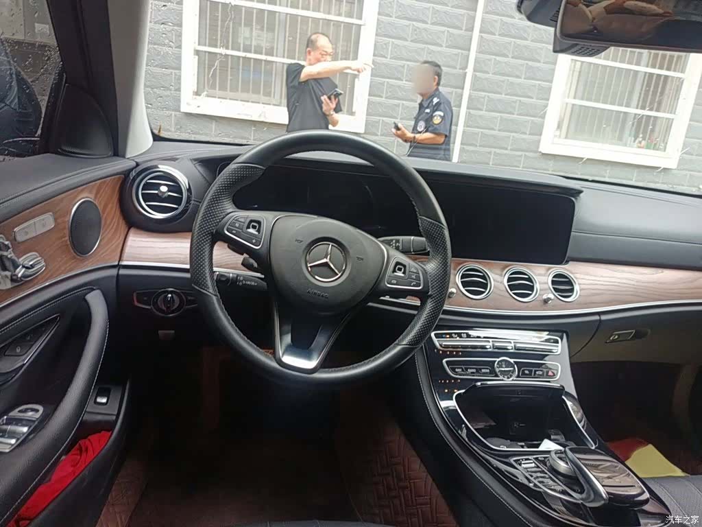 Mercedes-Benz E-Class, 2016 3