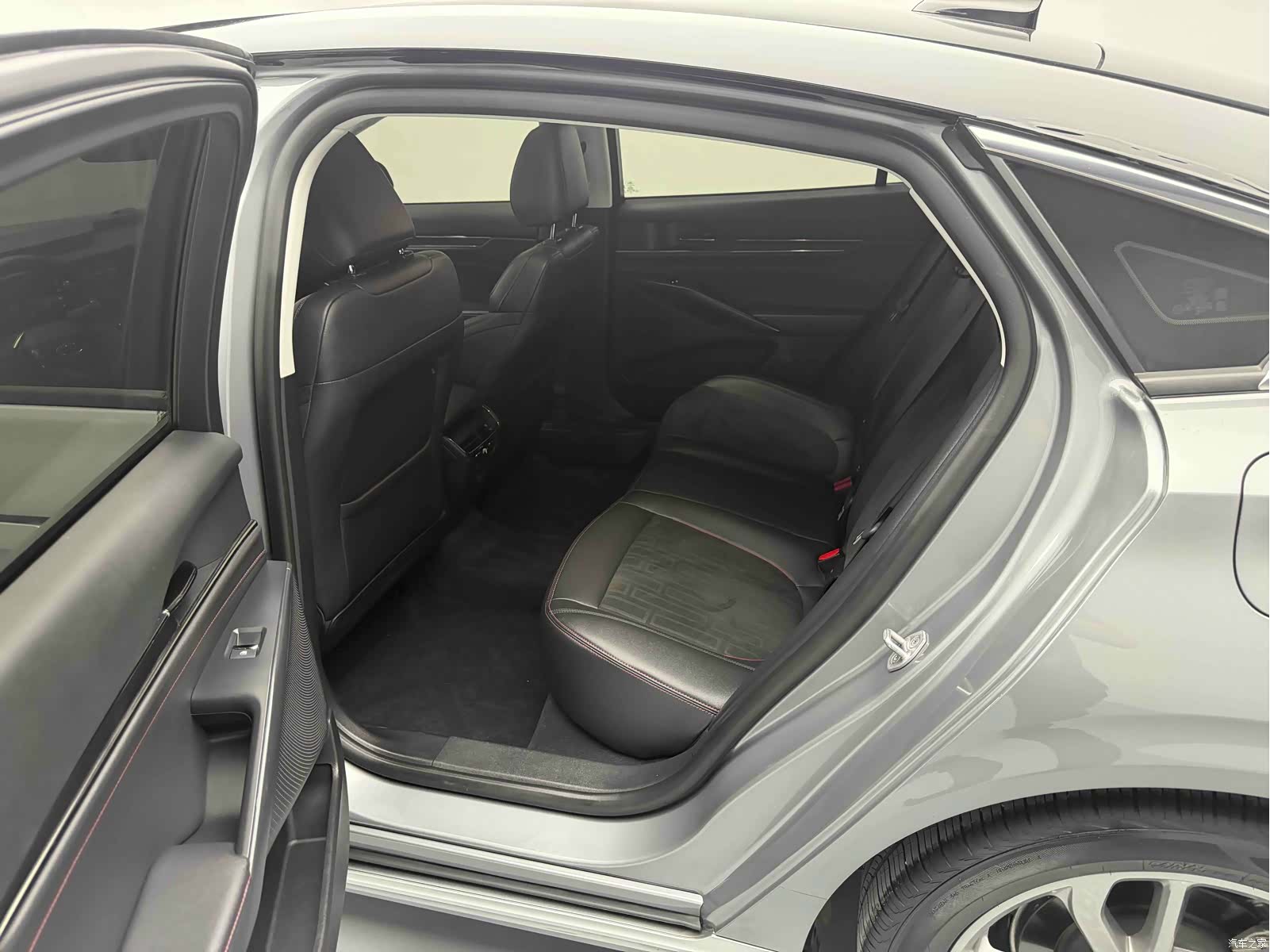 Ford Mondeo, 2024 15