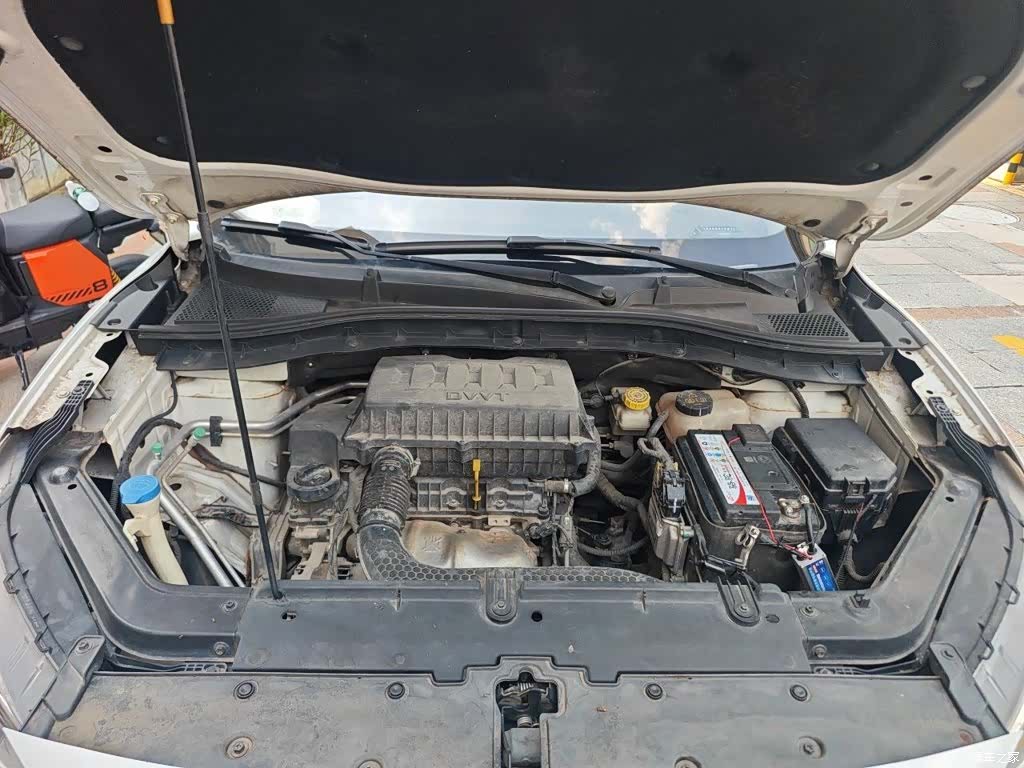 MG ZS, 2018 16
