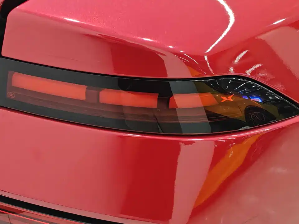 XPENG P7
