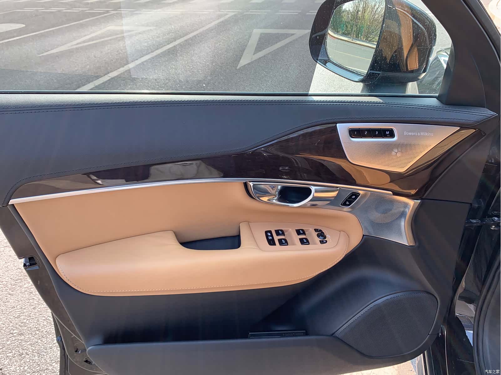 Volvo XC90, 2015 12
