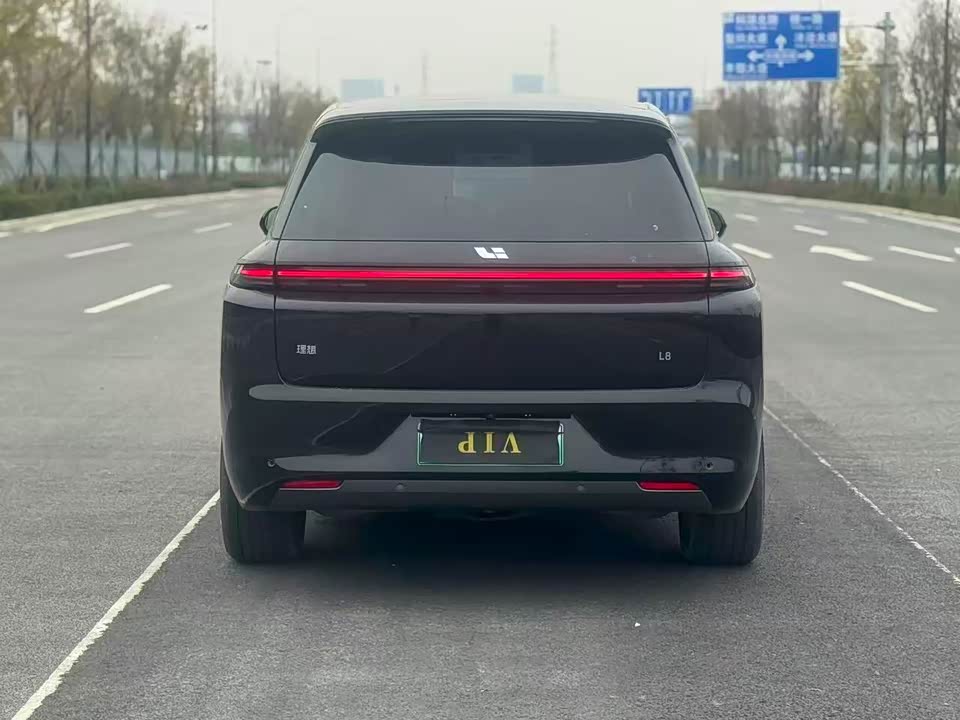 Li Auto Ideal L8