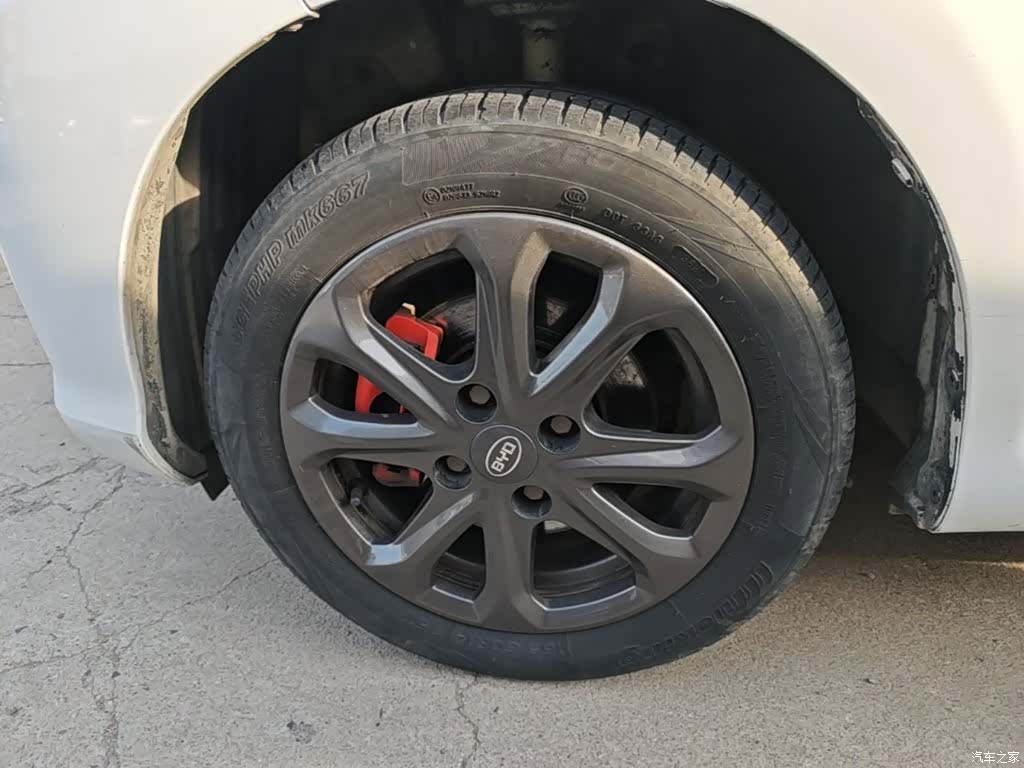 BYD e1, 2019 25