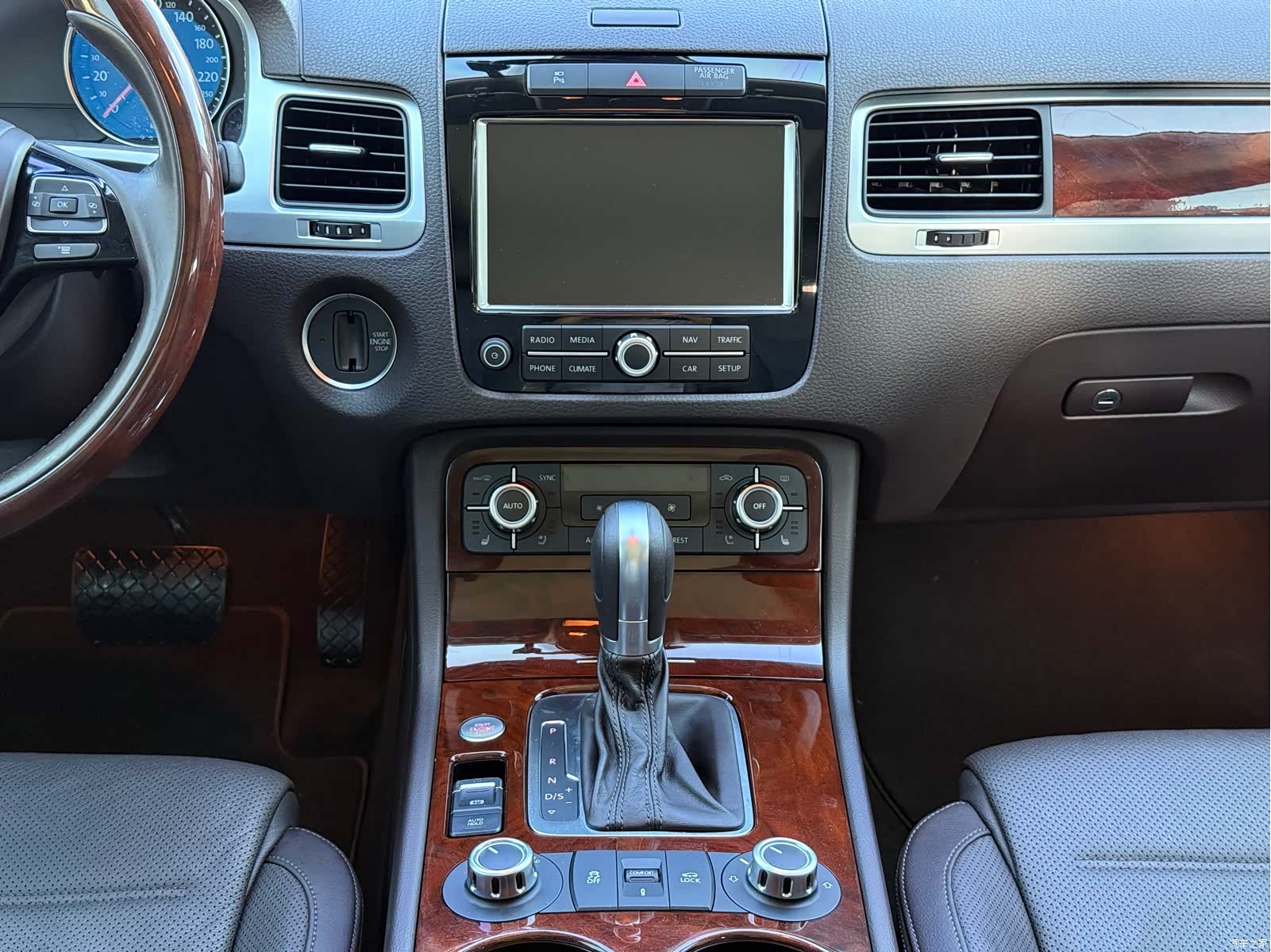 Volkswagen Touareg, 2015 17