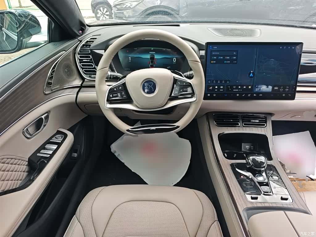 BYD Han, 2024 10