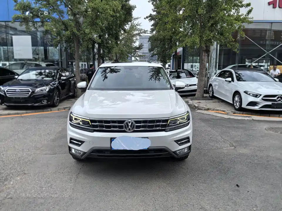 Volkswagen Tiguan L
