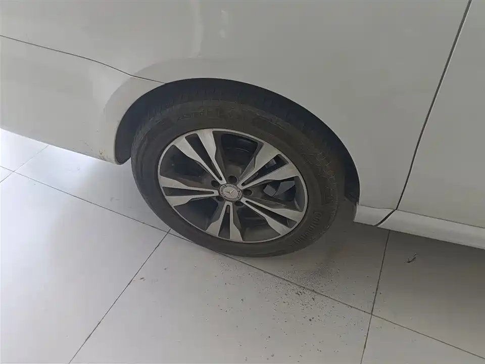 Mercedes-Benz V-class Mercedes-Benz V-class