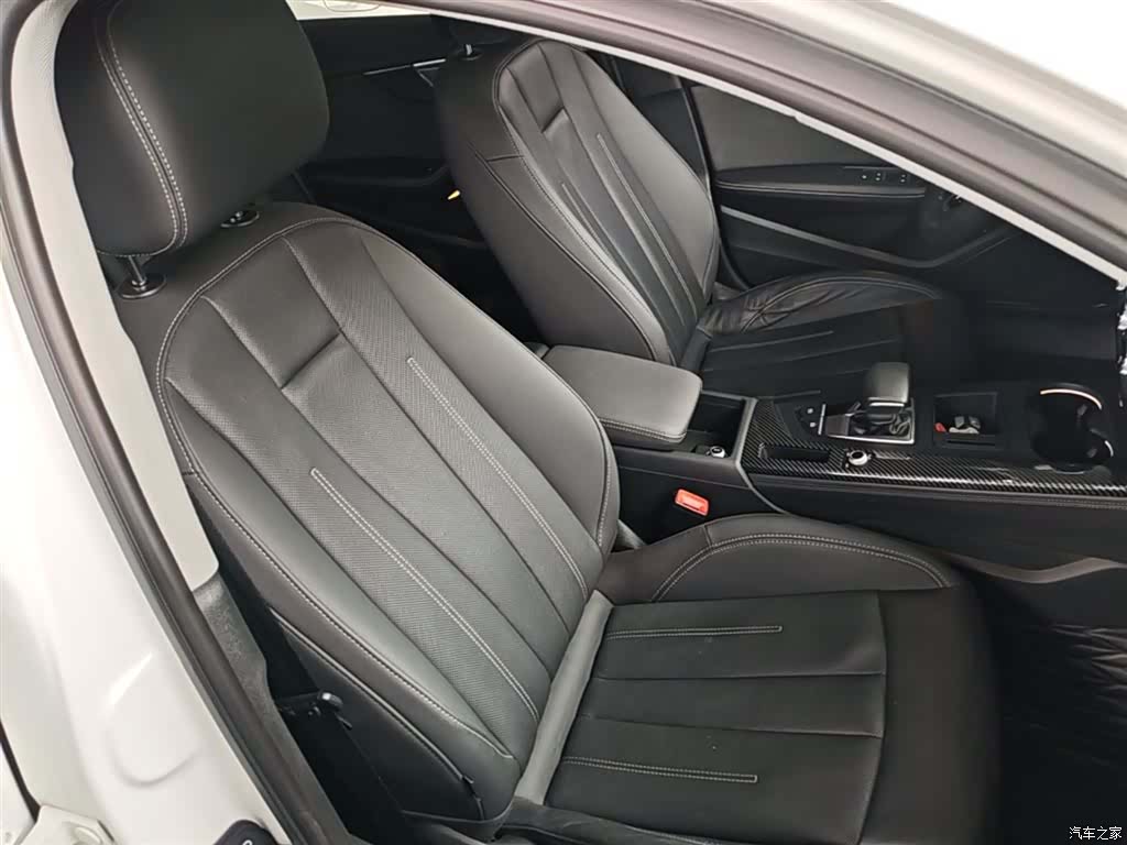 Audi A4L, 2020 25