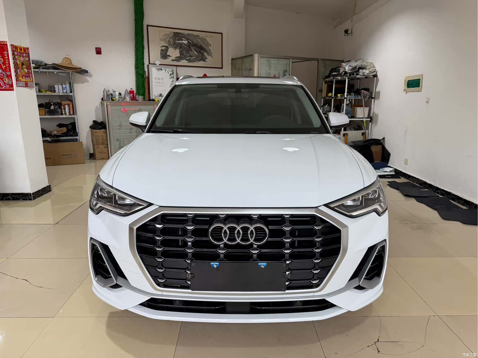 Audi Q3, 2023 2