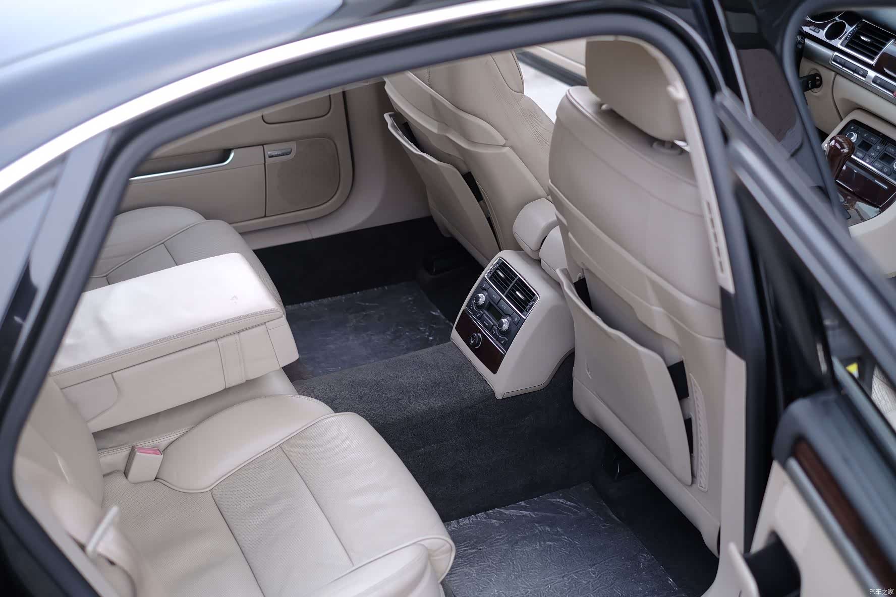 Audi A8L, 2009 47