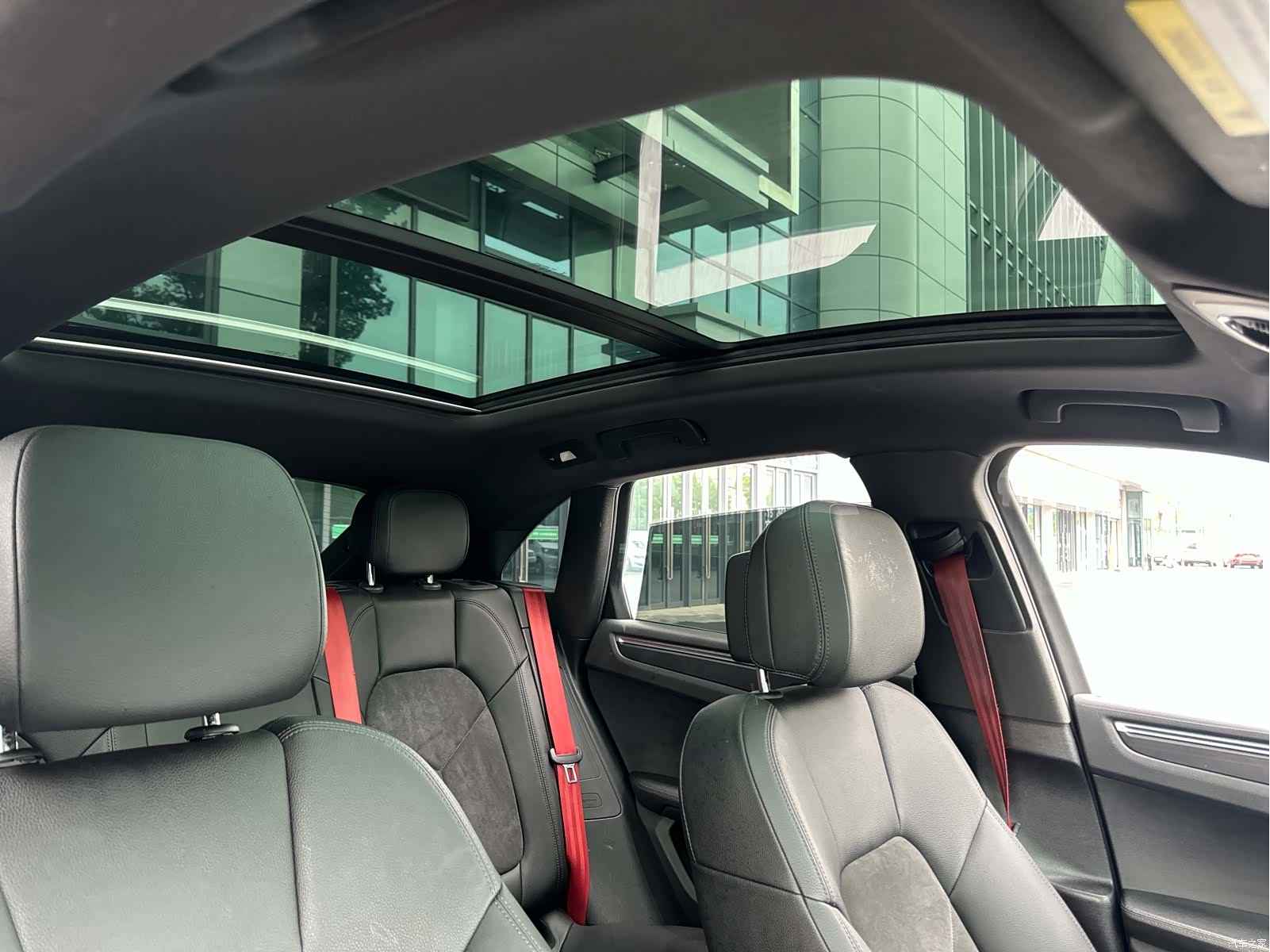 Porsche Macan, 2021 9