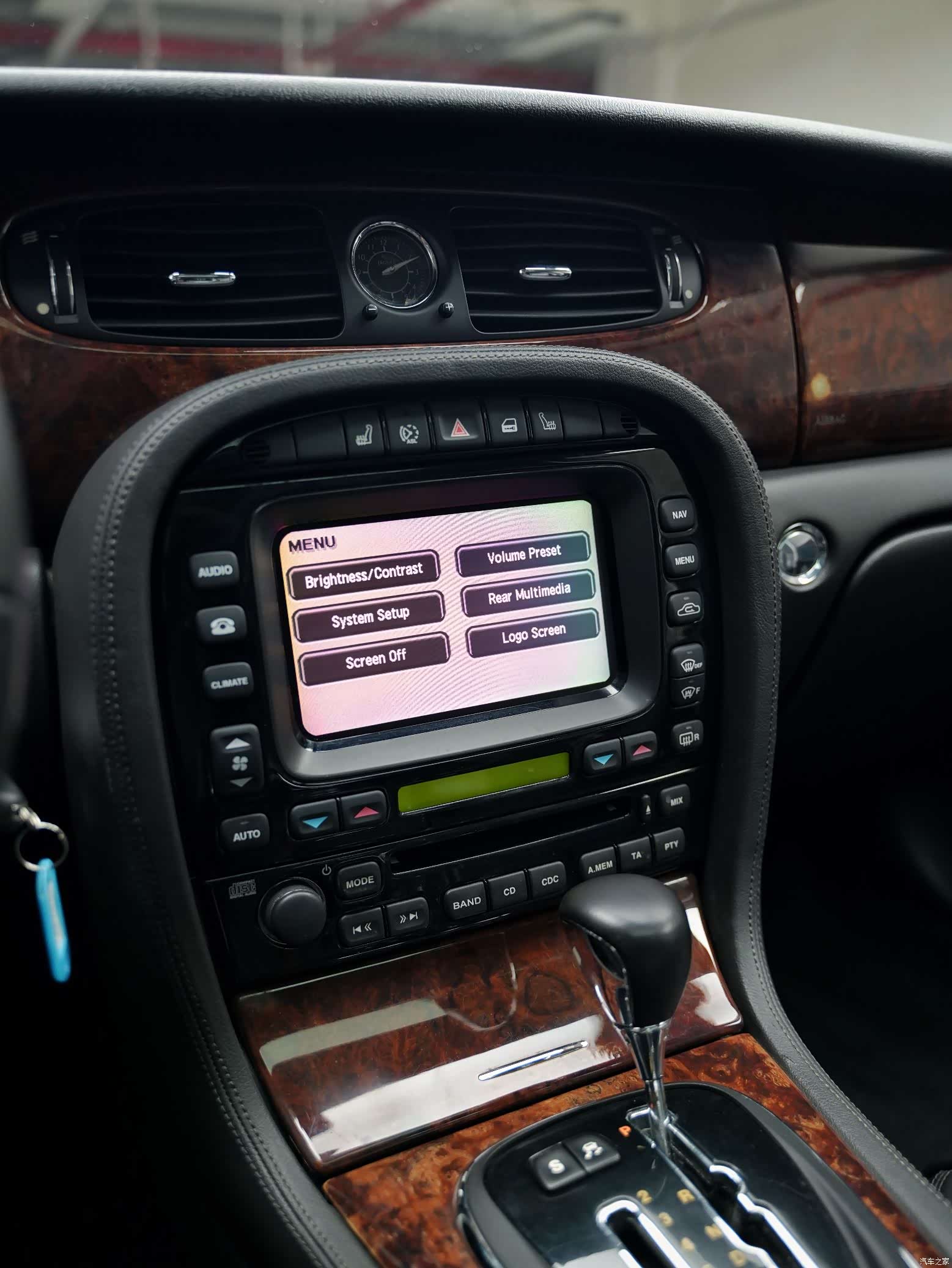 Jaguar XJ, 2009 16