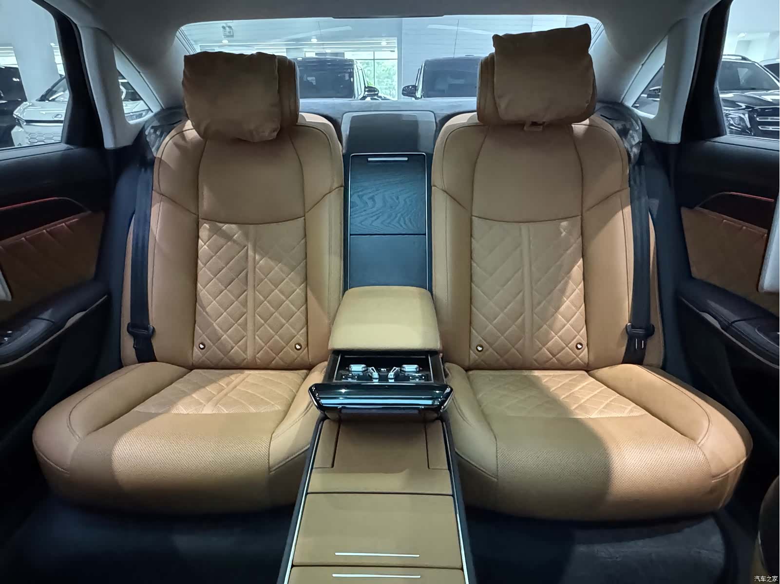 Audi A8L, 2025 16