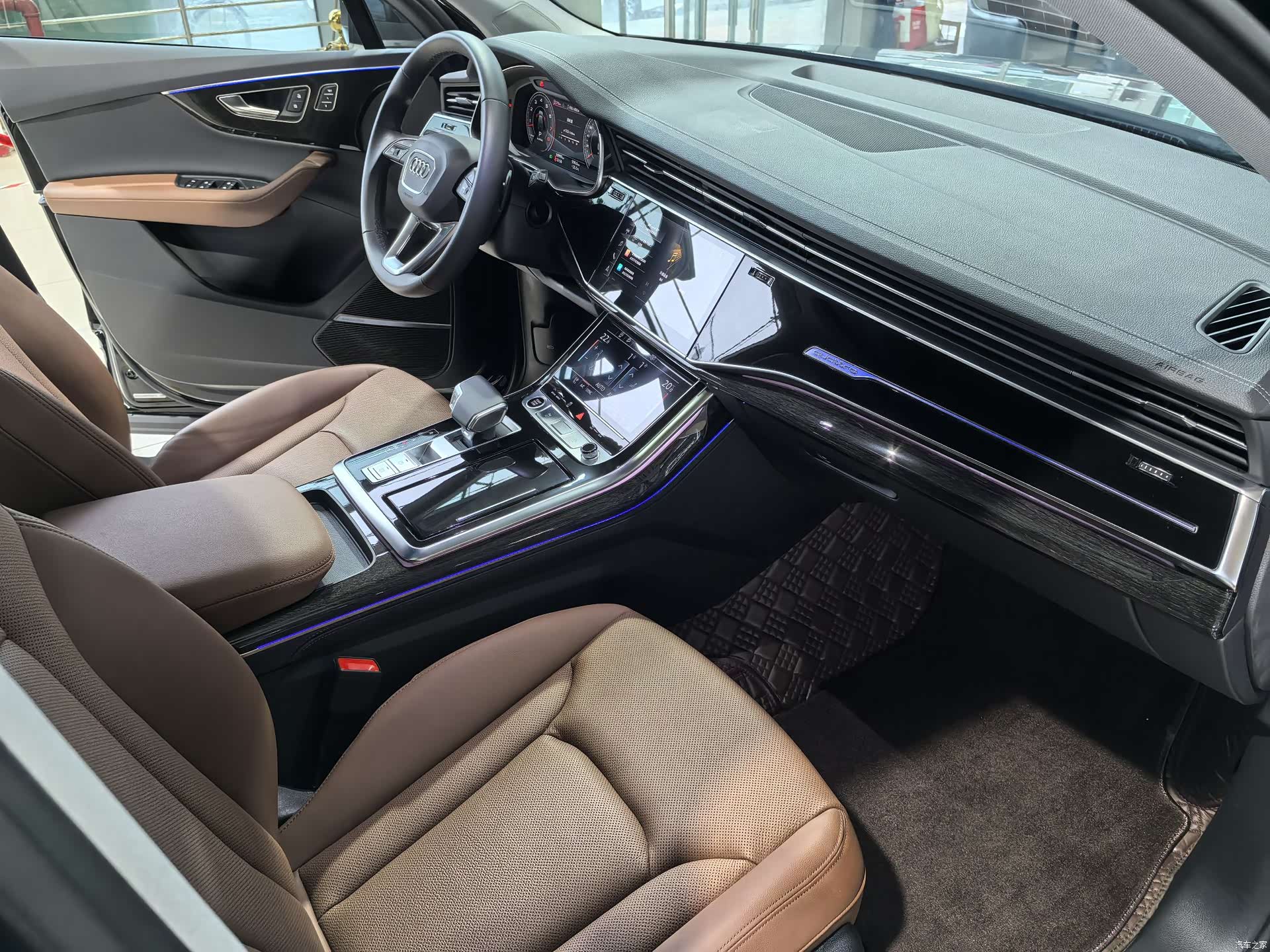 Audi Q7, 2023 37