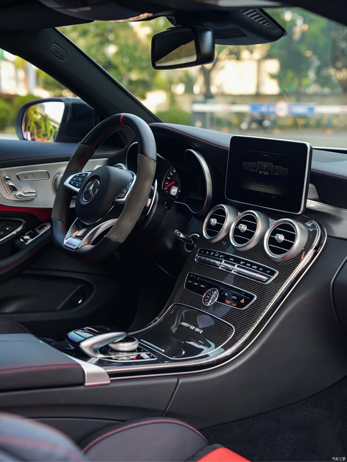 Mercedes-Benz C-Class, 2016 15