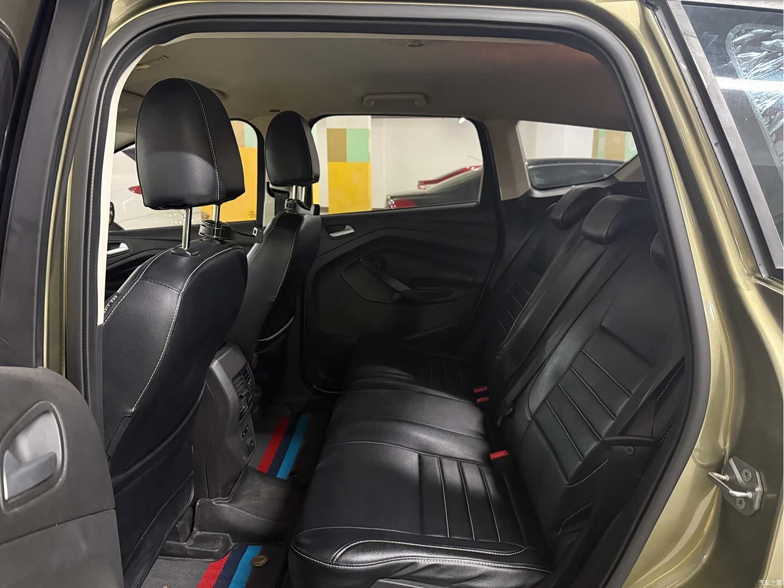 Ford Kuga, 2017 8
