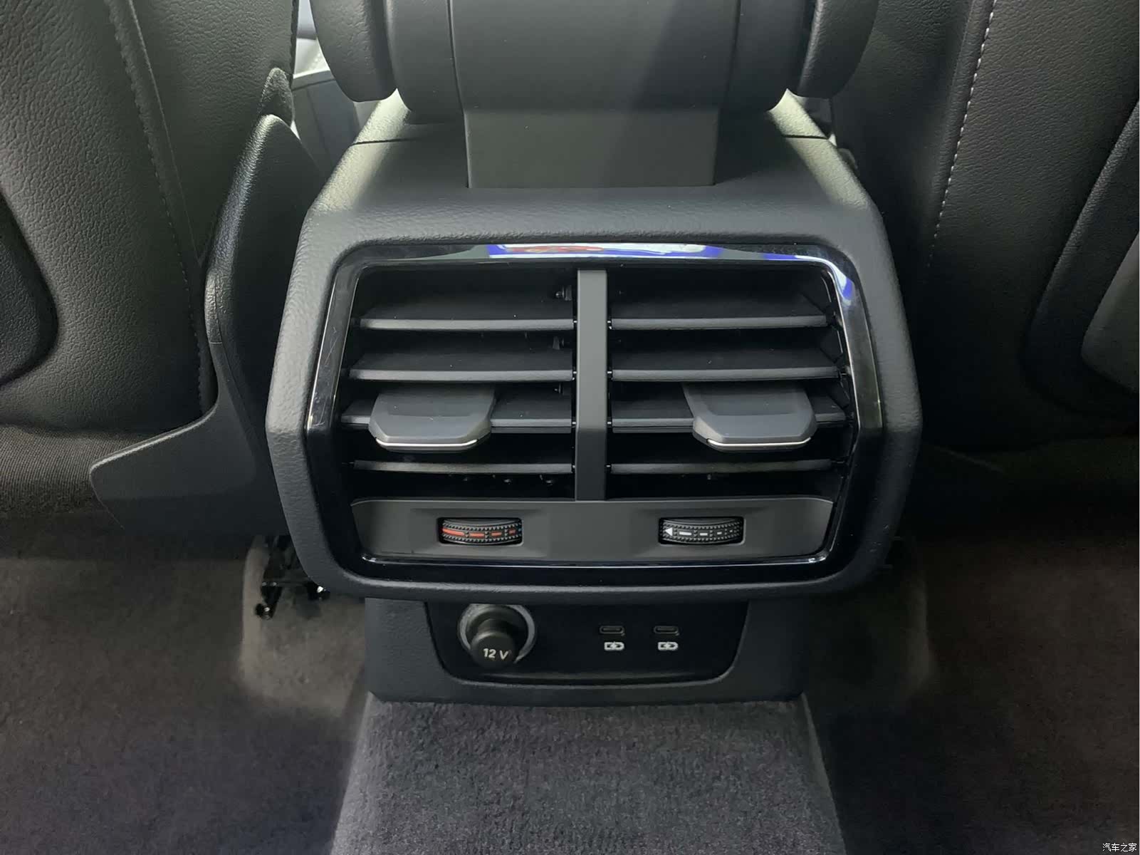 Audi Q3, 2023 11