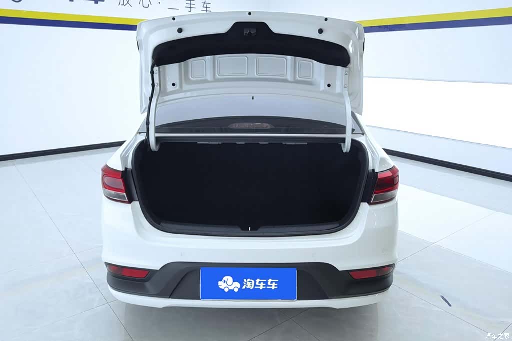 Kia K2, 2018 4