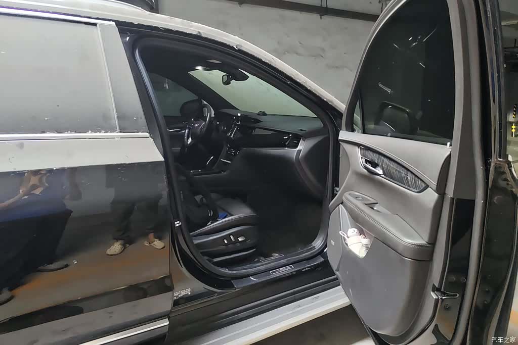 Cadillac XT6, 2021 8