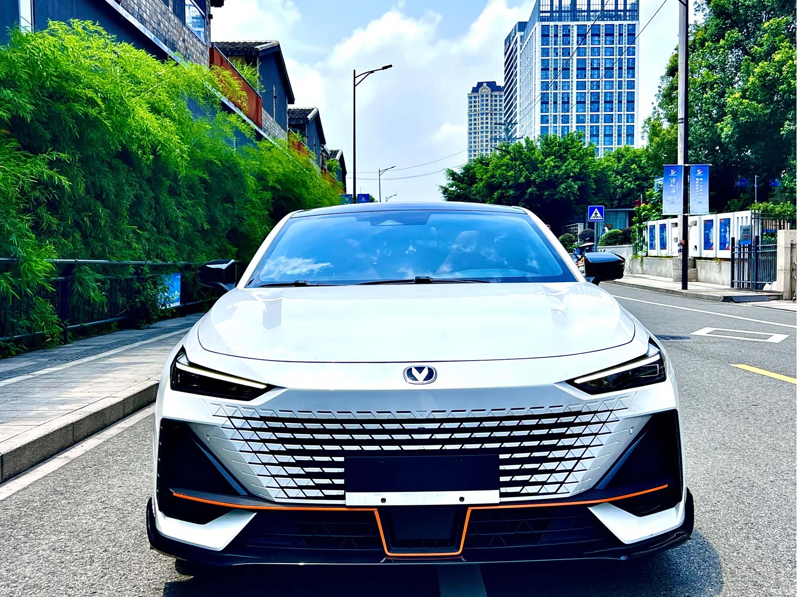 Changan UNI-V, 2024 3