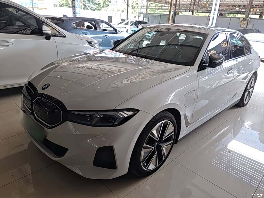 BMW i3, 2024 1