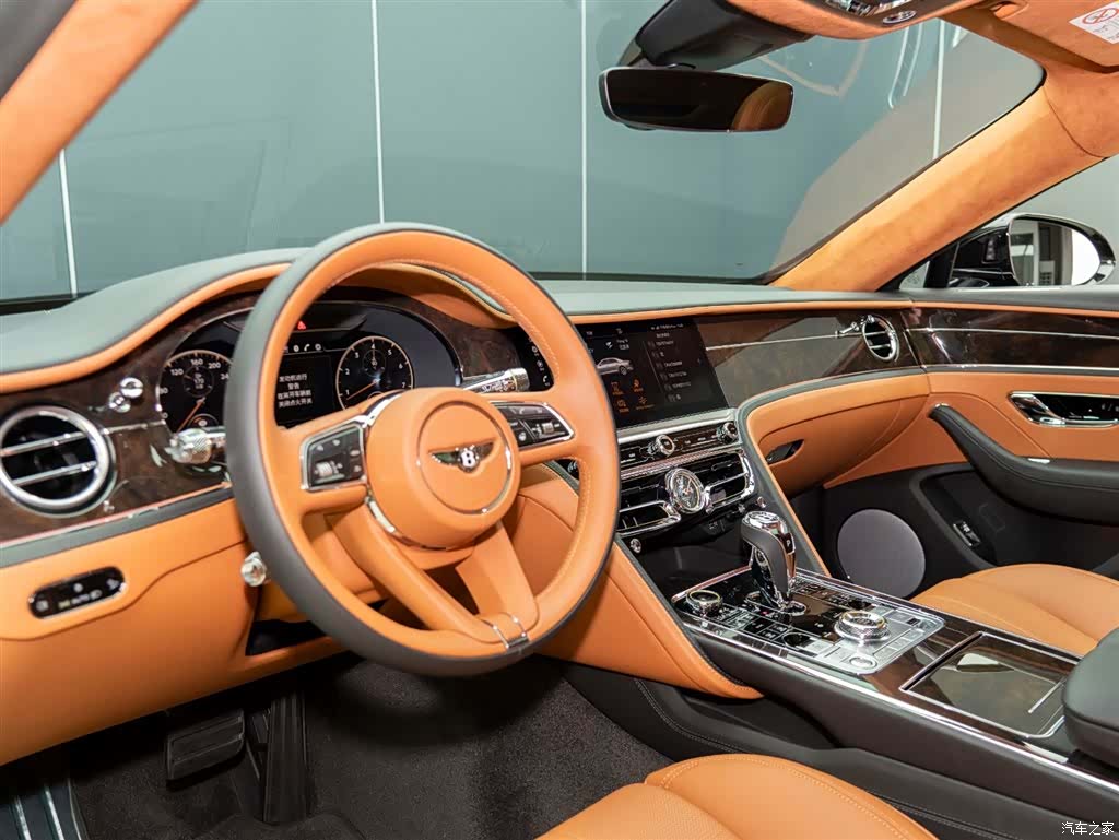 Bentley Flying Spur, 2022 9