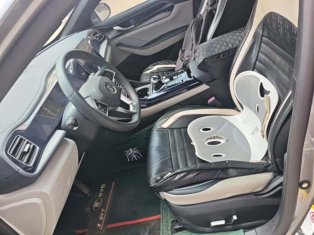 BYD Qin, 2022 15