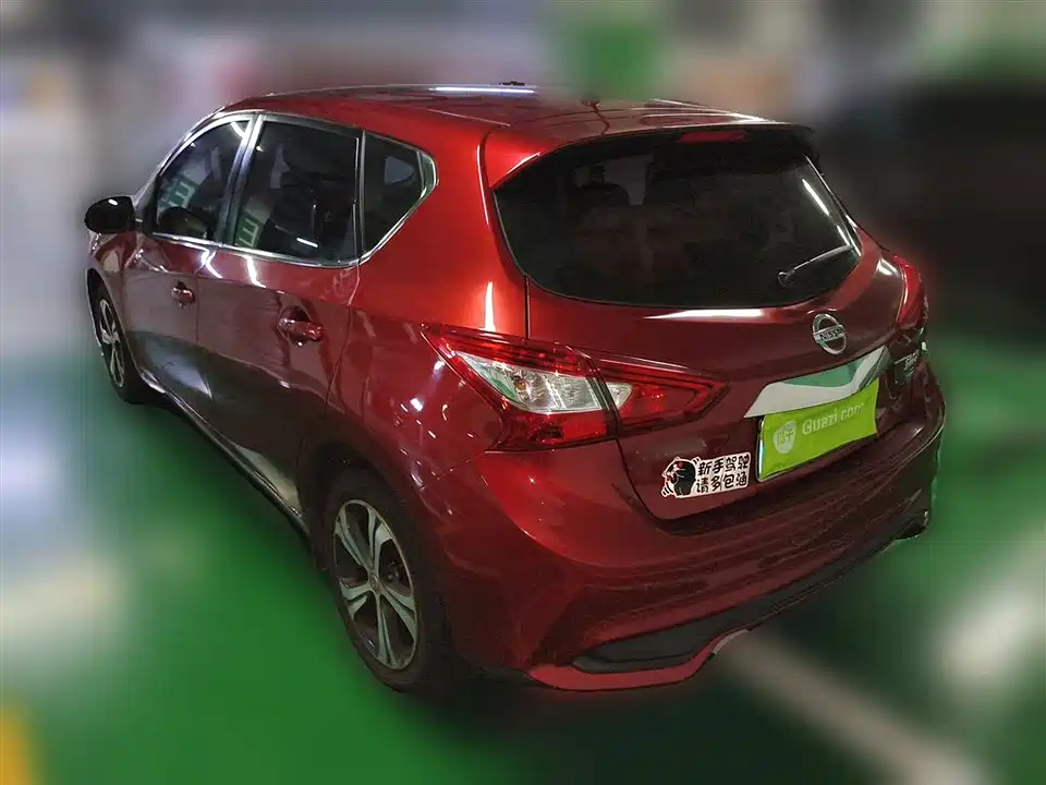Nissan TIIDA