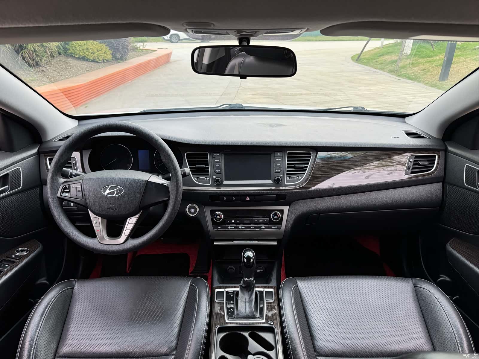 Hyundai GLS, 2017 2
