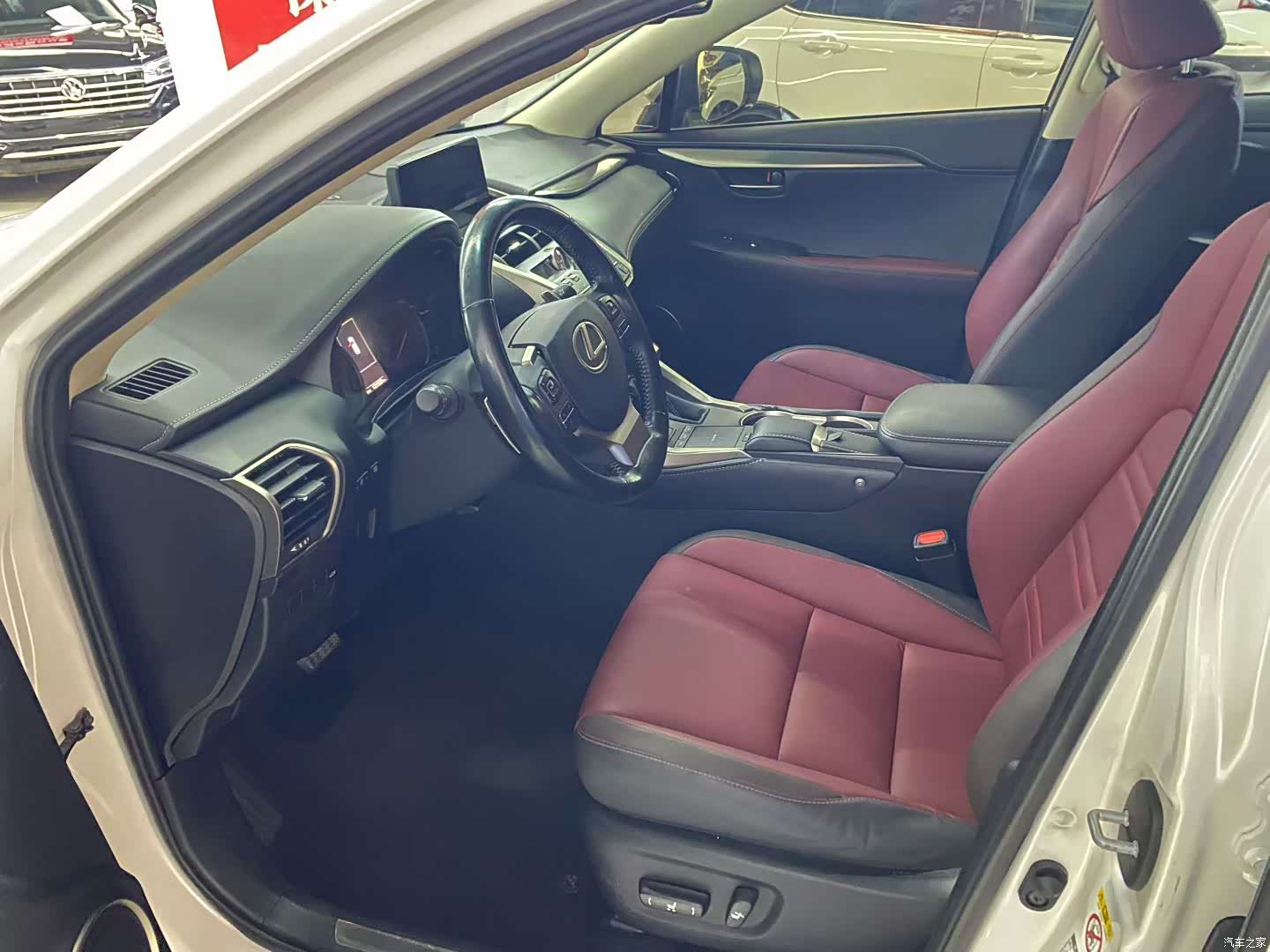 Lexus NX, 2018 все фото