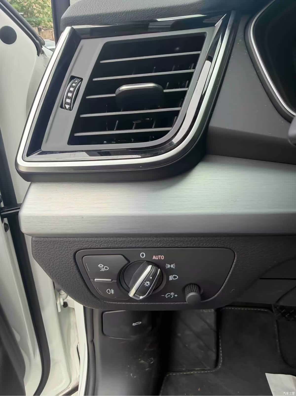 Audi Q5L, 2022 14