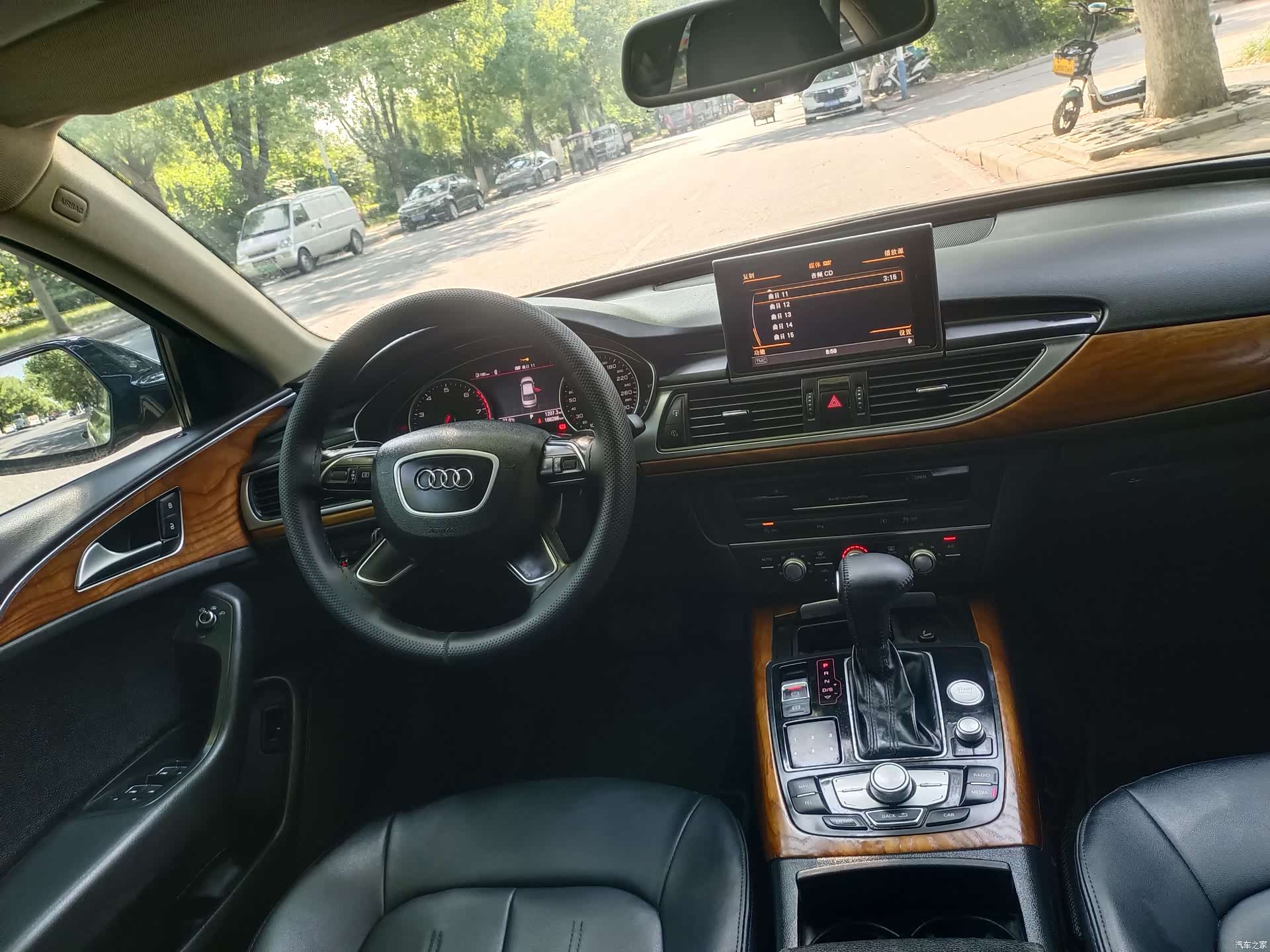 Audi A6L, 2016 3